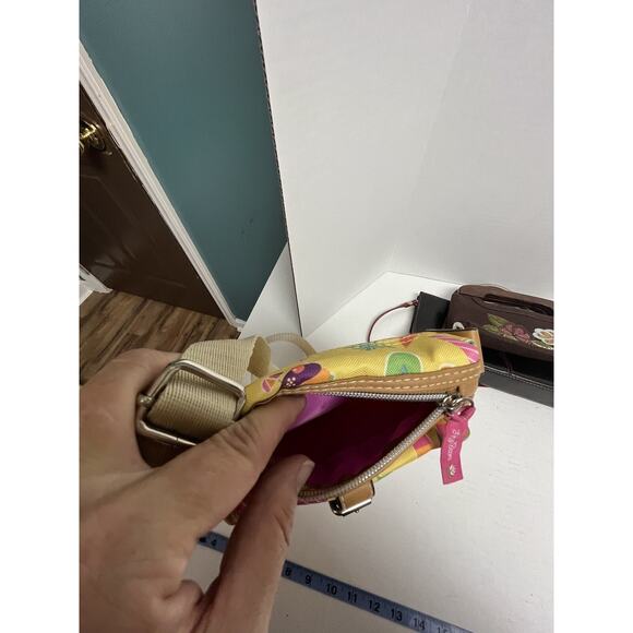 Lily Bloom Crossbody Purse Yellow Beach Days print Adjustable Recycled Pockets - Picture 10 of 15